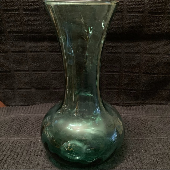 Vintage Hand Blown Green Glass Flower Vase with Swirl Pattern - Picture 3 of 15